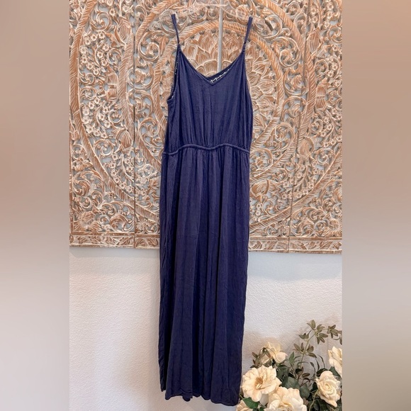 Knox Rose Boho Chic Navy Blue w/ White Floral Embroidery V-Neck Comfy Jumpsuit - Picture 4 of 15